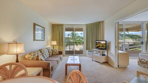 Castle at Maui Banyan G510AB - 2 Bedroom POV - Living Room