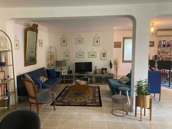 Wohnzimmer