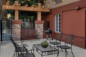 BBQ/picnic area