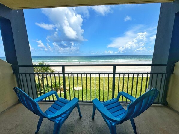 Let the sound of the waves and the sea breeze rejuvenate you!