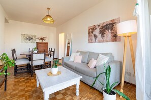 Seating area,Living Room
