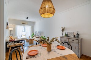 Coffee / tea facilities,Dining area