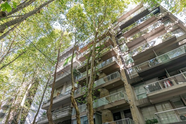 Off site,Facade / entrance,View(from property / room)