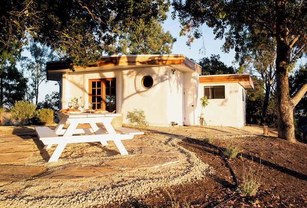 Gorgeous newly renovated Adobe style bungalow with outdoor seating