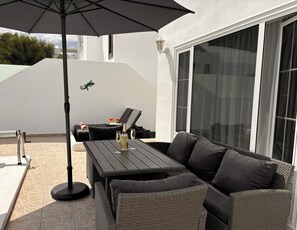 Comfy pool side seating