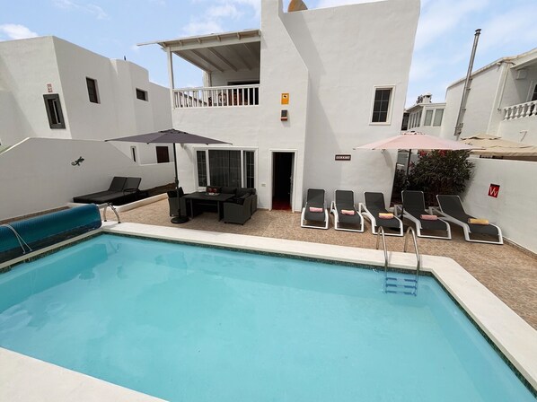 7 x 3 metres heated pool