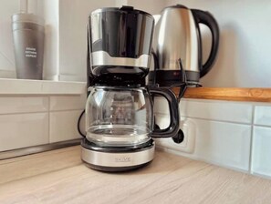 Kaffe och/eller kaffebryggare