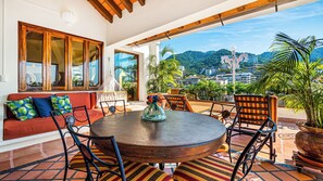 Outdoor Dining on the Balcony