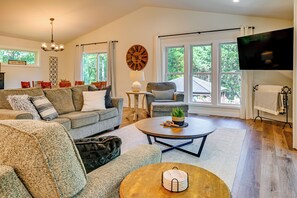 Living Room | Full Sleeper Sofa | Smart TV