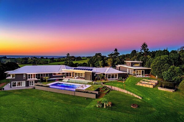 Byron Retreat