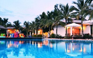 Front of property – evening/night
