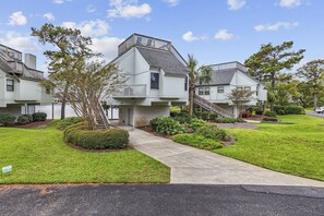 Welcome to 132 Oystercatcher!