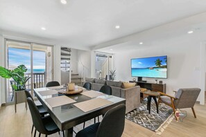 Here you can dine at home with a view