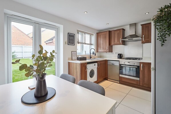 Polwell Road, Kibworth Harcourt - Host & Stay