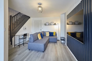 Polwell Road, Kibworth Harcourt - Host & Stay