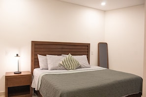 Bed,Bedroom