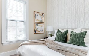 King Primary Suite with hotel linens