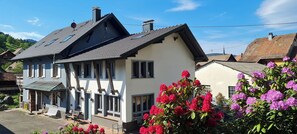 Une belle propriété au printemps