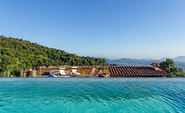 Pool, Scenic View