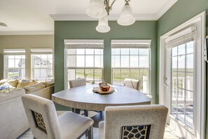 Dining Area | Dishware/Flatware | Trash Bags/Paper Towels