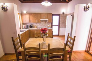 Livingroom and kitchen