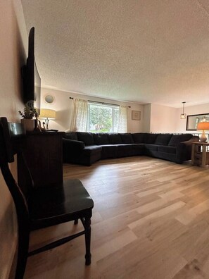 Space to spread out. Couch can sleep up to 2 people if desired. 