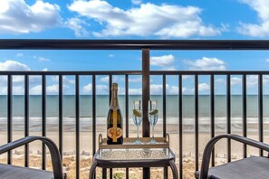 Al fresco paradise!