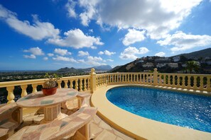 Poolterrasse (4)