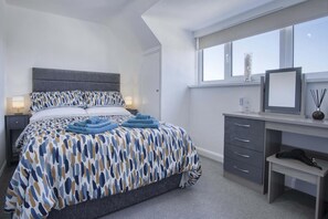 High Deck - 1 Bedroom Apartment - Saundersfoot (23916)
