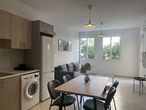 Spacious kitchen and dining area!
