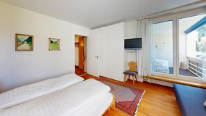 -img.tag.bedroom-