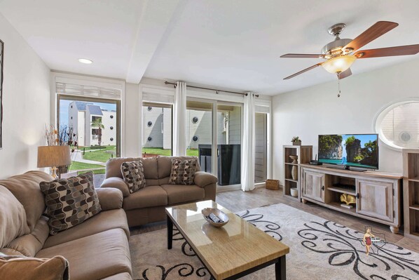 As you enter, you’ll be greeted by a luminous open-plan layout
