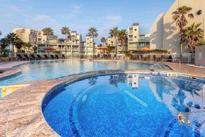 2 communal swimming pools