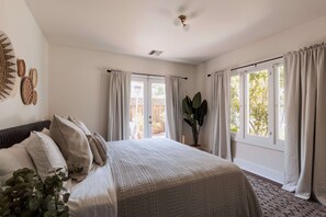 Master bedroom with King Bed