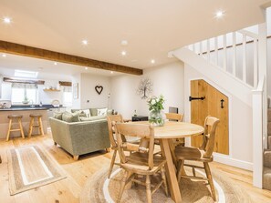 Open plan living space | James Cottage, Buxton