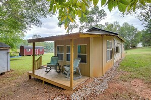 Cottage Exterior | Porches w/ Rocking Chairs