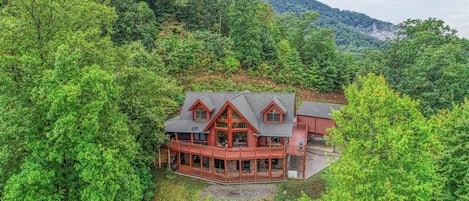Rear of property. Copper Elk is almost at top of the mountain.