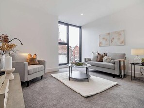 Living area | 1 - The Old Maltings, Barton-upon-Humber