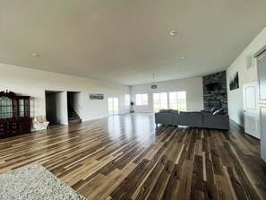 Living Area / Event Space (2)