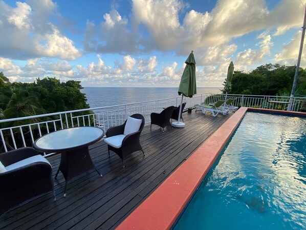 The Oasis with fresh water pool and private beach!