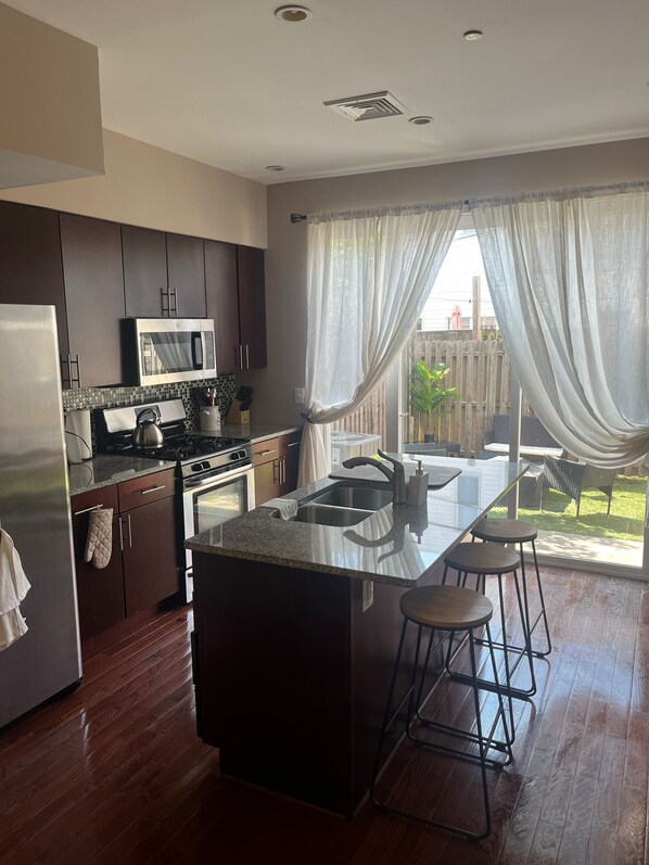 Private kitchen