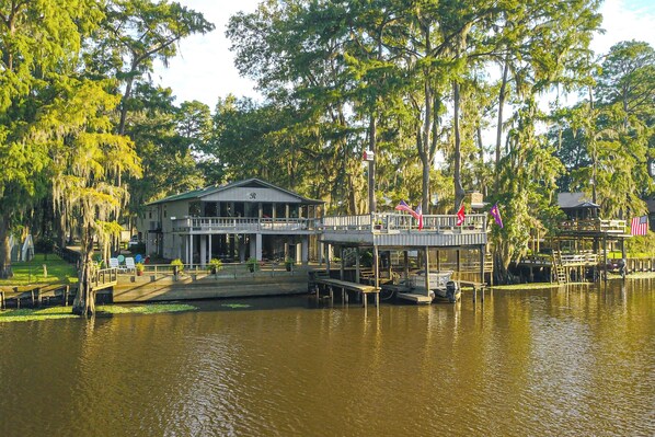 Karnack Vacation Rental | 3BR | 2BA | 2,000 Sq Ft | Stairs Required