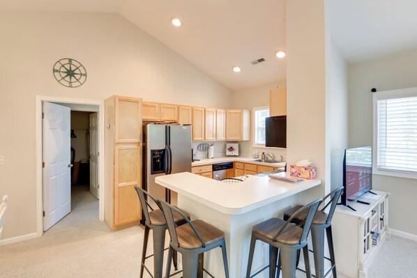 Lewes Vacation Rental | 3BR | 2BA | Stairs Required for Entry | 1,500 Sq Ft