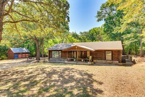 Cabin Exterior | Keyless Entry