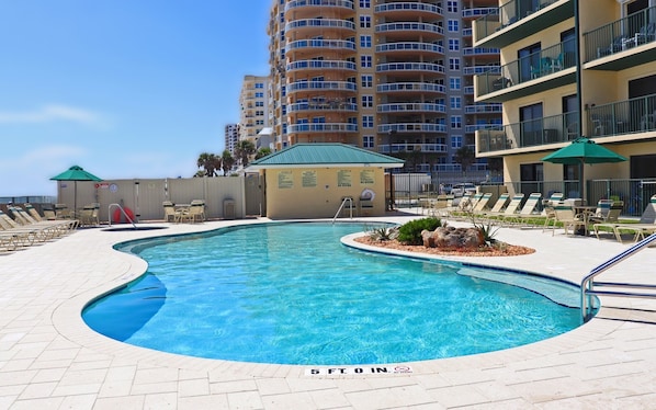 New heated pool and hot tub 