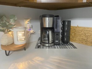 Coffee pot