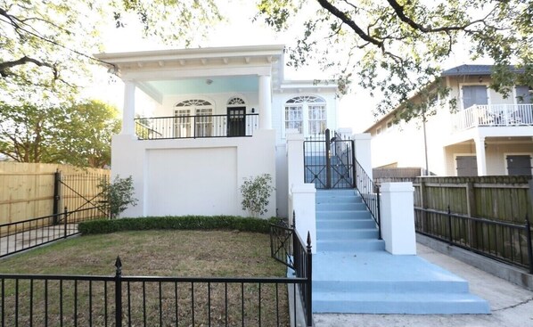 Front View of Three-Unit Property