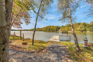 Private Dock | Community Pool Access | 7 Mi to Pinchot State Forest