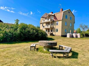 Esterni