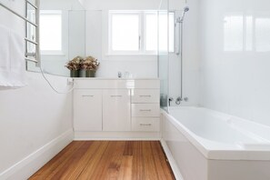 compact design bathroom